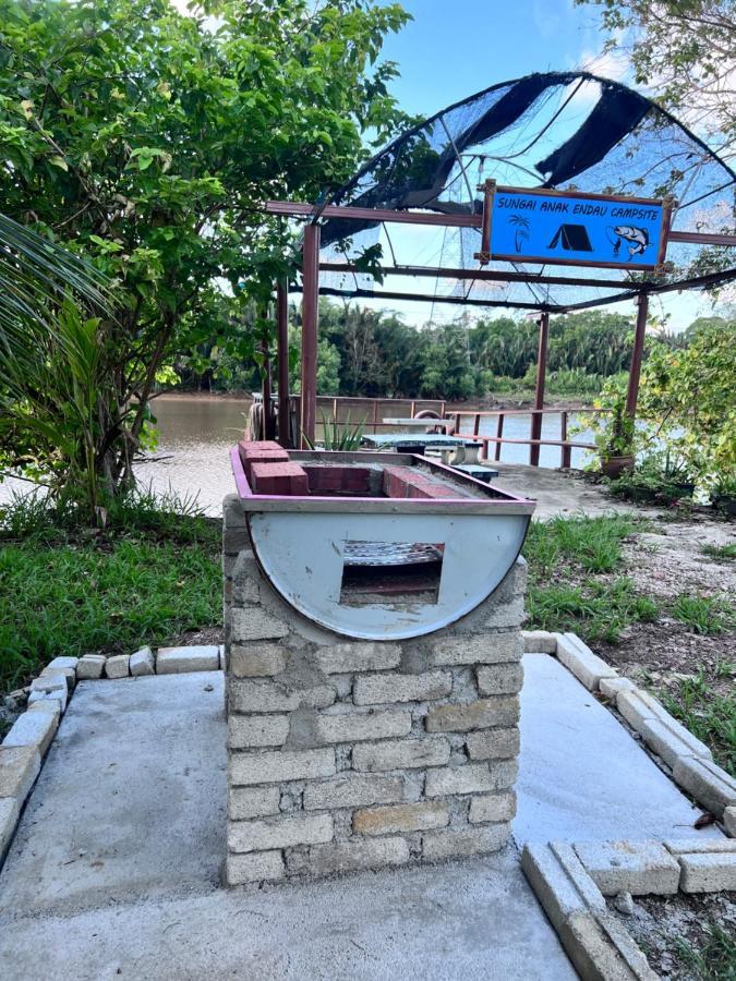 Sungai Endau Bilik Homestay クアラ・ロンピン エクステリア 写真