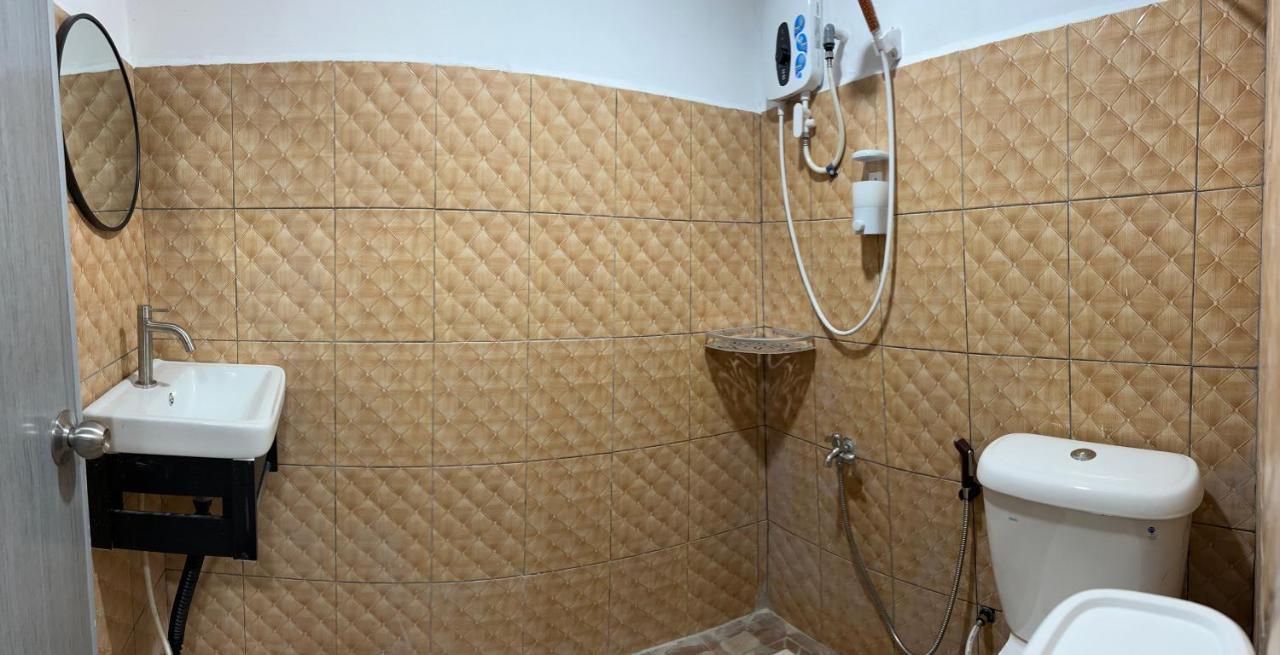 Sungai Endau Bilik Homestay クアラ・ロンピン エクステリア 写真