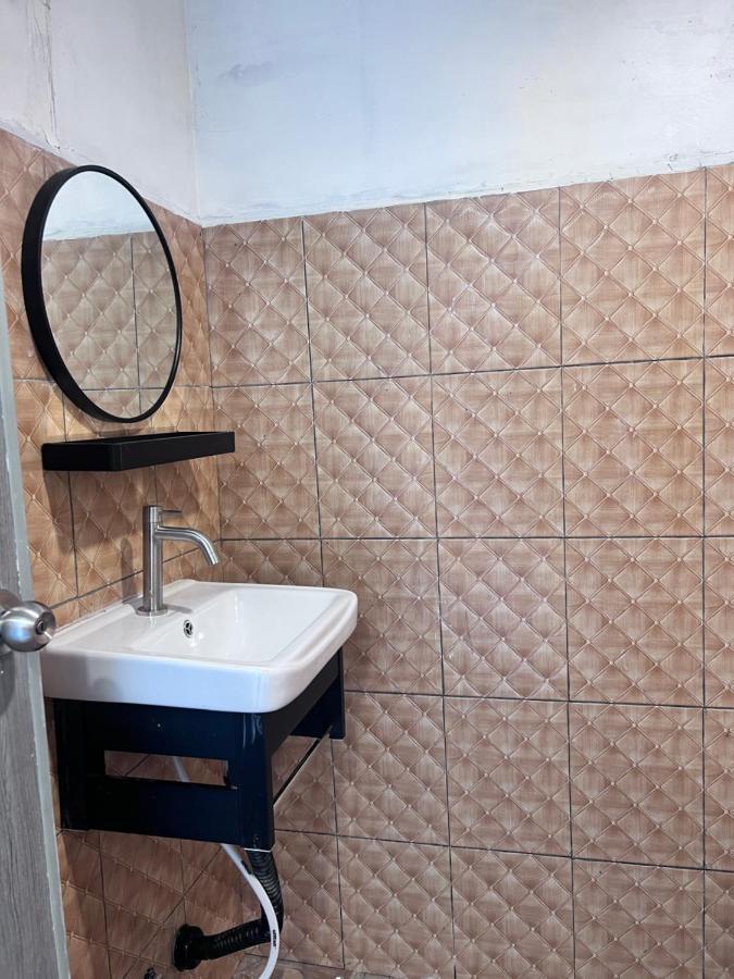 Sungai Endau Bilik Homestay クアラ・ロンピン エクステリア 写真