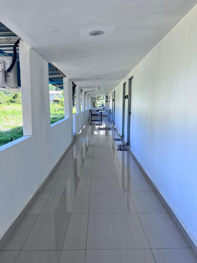 Sungai Endau Bilik Homestay クアラ・ロンピン エクステリア 写真