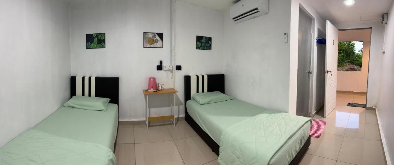 Sungai Endau Bilik Homestay クアラ・ロンピン エクステリア 写真