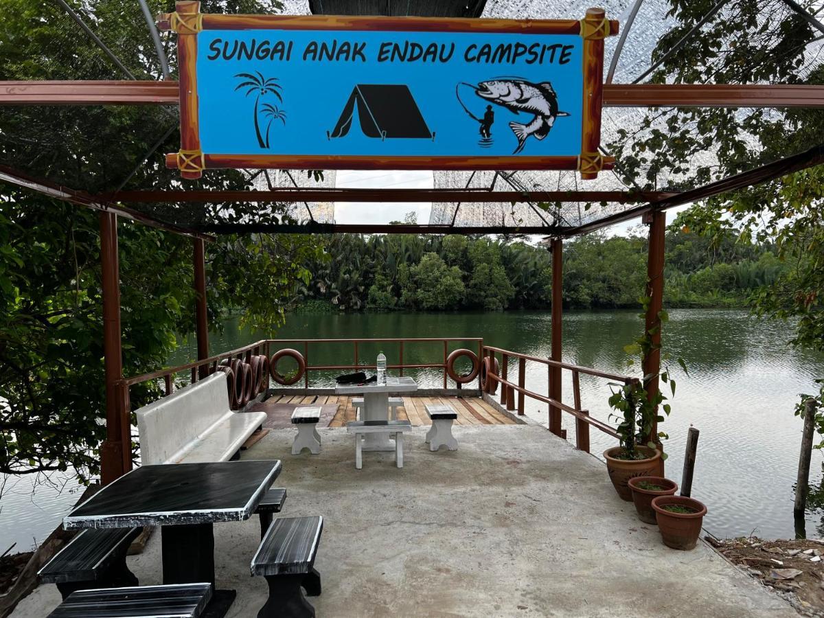 Sungai Endau Bilik Homestay クアラ・ロンピン エクステリア 写真